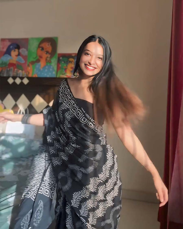 Black Color 1-Minute Ready To Wear Georgette Saree With Blouse Piece